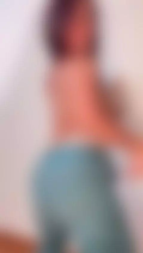 sexy girl by kloethompson