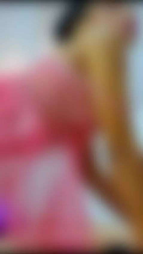 Curves that stay on your mind 😈✨ by melany77