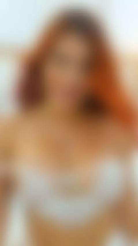 I AM ONLINE 6 AM TO 2 PM LETS GO TO FUN 🧡❤ by kaylajoones