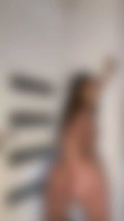 I’m shaking from the pleasure, click to see what’s causing i... by beatrixblu