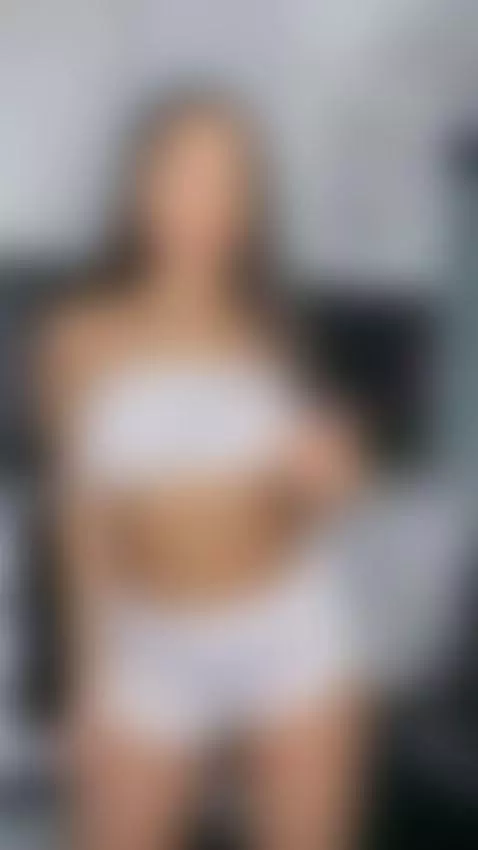 I feel every inch stretching me, click to see the moment by beatrixblu