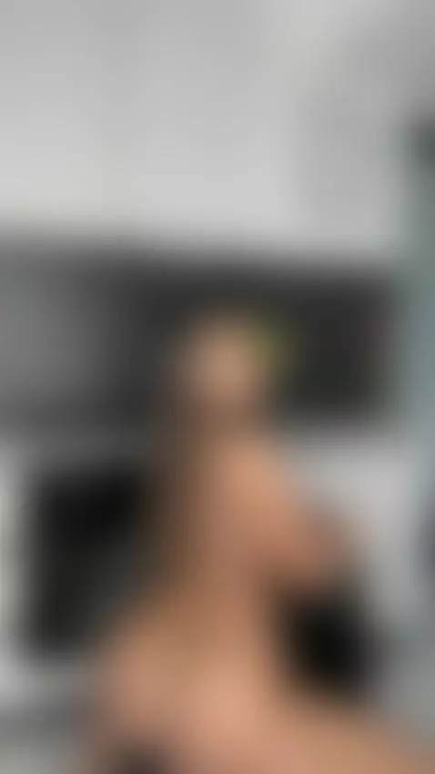 My body is shaking uncontrollably, click to see why by beatrixblu