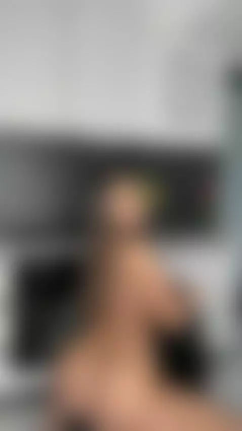 My body is shaking uncontrollably, click to see why by beatrixblu