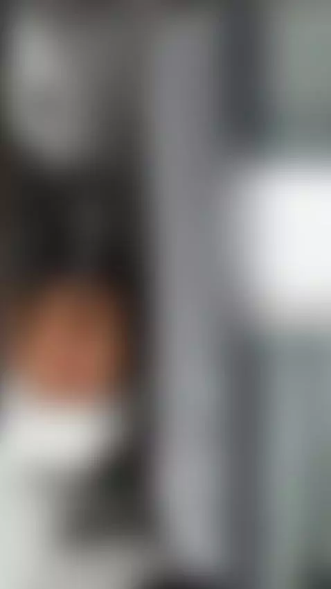 I'm gripping harder, click to see me take more by beatrixblu