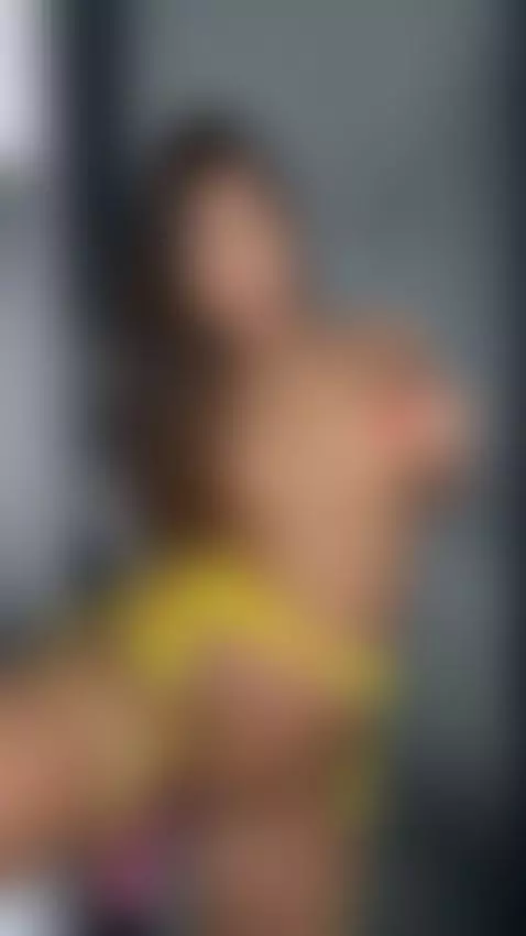 My body is shaking uncontrollably, click to see why by beatrixblu