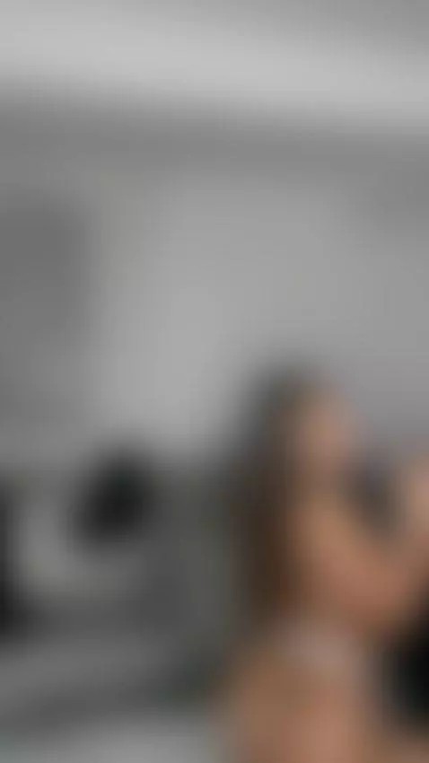 I can feel it deep inside, watch me moan for more by beatrixblu