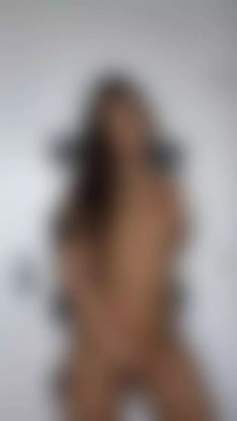 I can feel it stretching me, see how much I can handle by beatrixblu