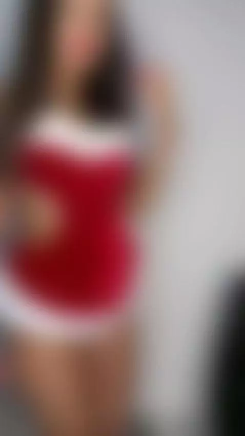 I can’t stop my body from reacting, watch me take it all by beatrixblu