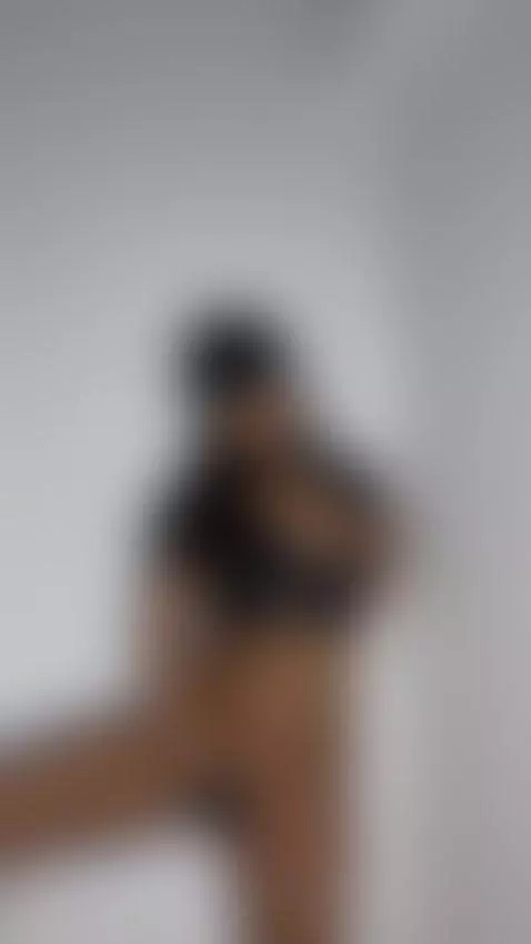 I’m shaking from the pleasure, click to see what’s causing i... by beatrixblu