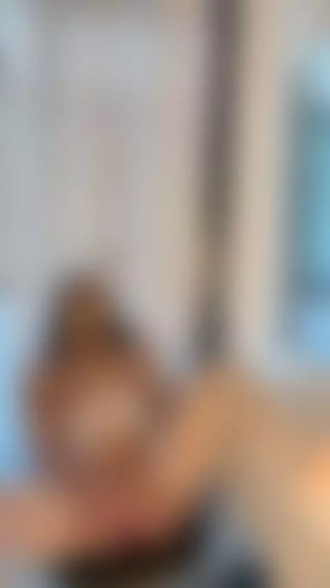 I can't stop moaning, click to see what’s happening by beatrixblu