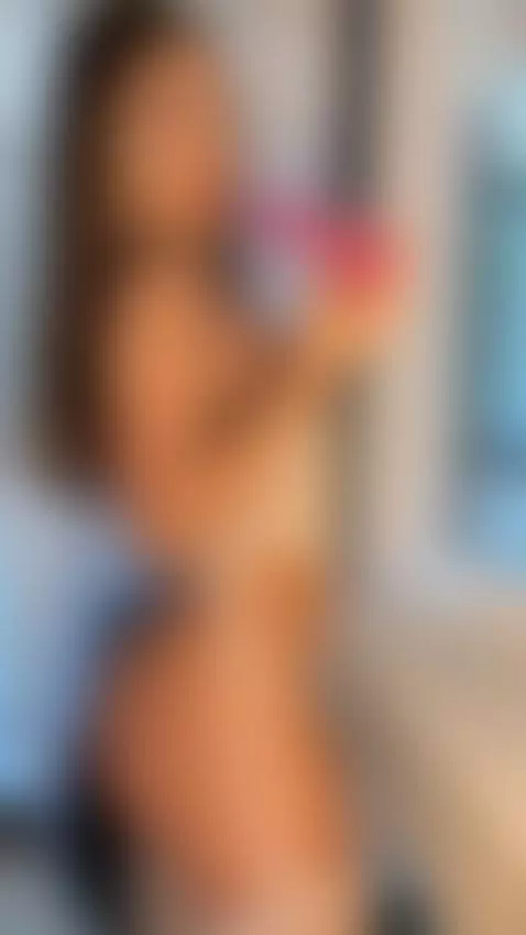 I can feel it deep inside, watch me moan for more by beatrixblu