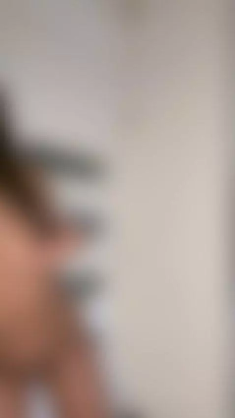 It’s throbbing inside me, see how I react by beatrixblu