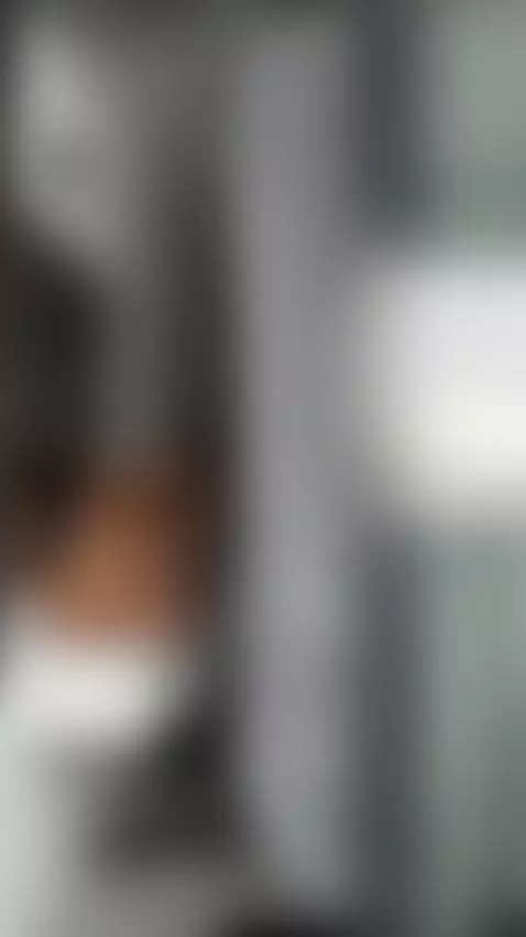 I can’t control my body, click to see my full reaction by beatrixblu