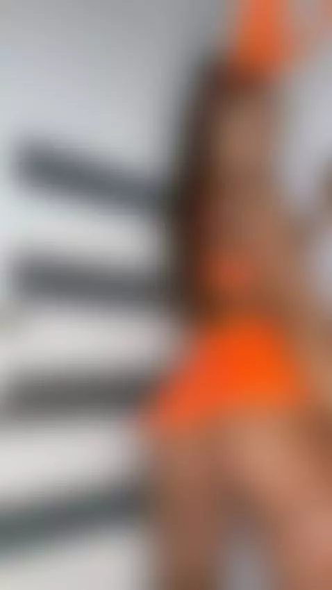 I can’t hold back anymore, click to see the moment it happen... by beatrixblu