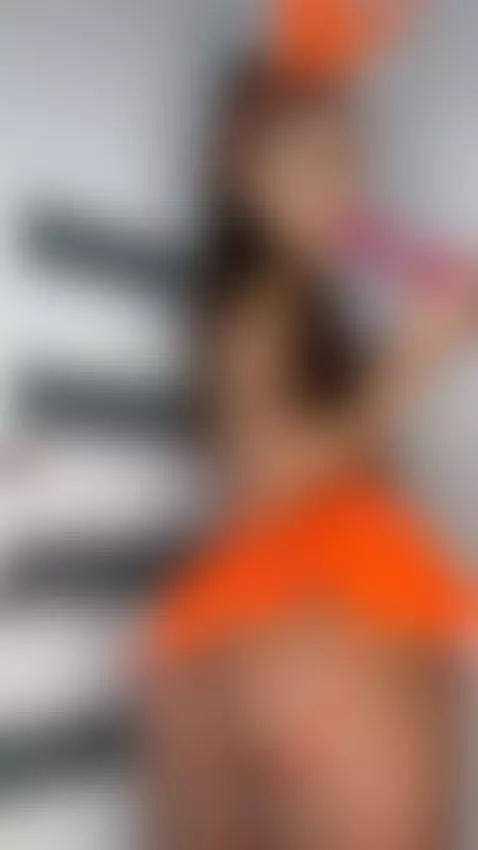 I can barely breathe, click to see what’s making me moan by beatrixblu