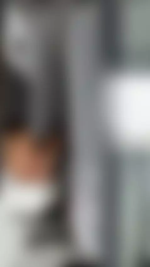 I can’t stop shaking, click to see why by beatrixblu