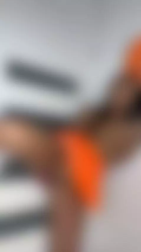 I'm completely filled, click to watch me squirm by beatrixblu