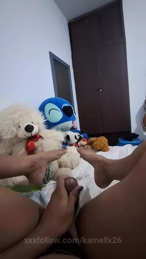 Did you miss my juicy cock? 🍆 by kamellx26