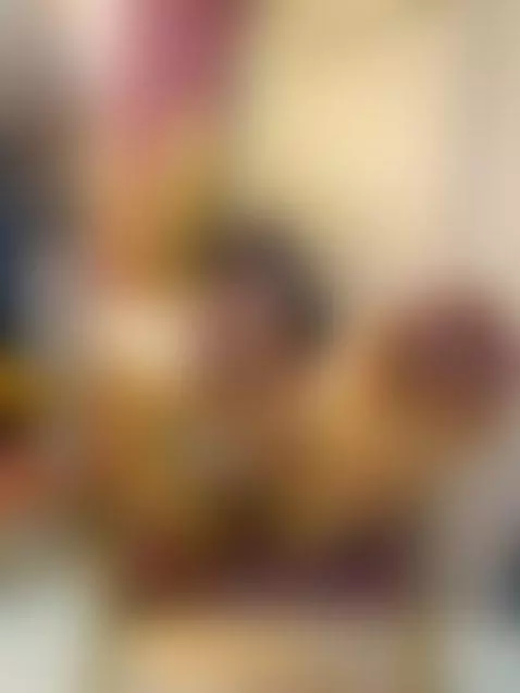 Por poco y me ves todo! 😈 by lunaliney