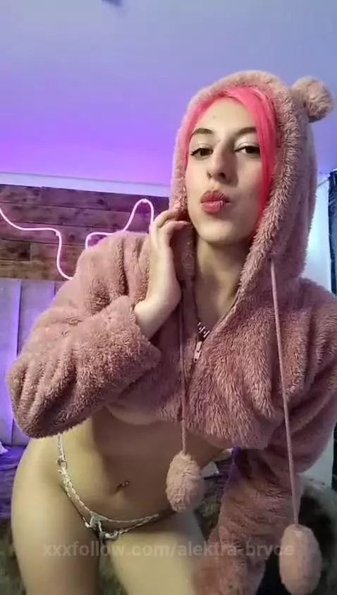 i am a bear 🧸 by alektra-bryce