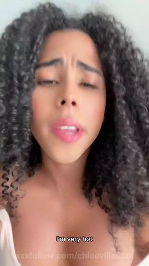 Do you like a trans girl like me? by chloevilleroxx