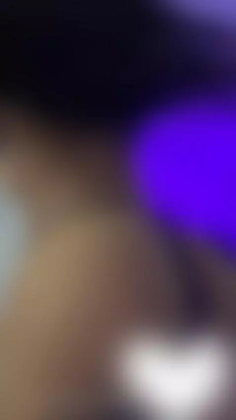 Do you want spank my ass🥵 by chloevilleroxx