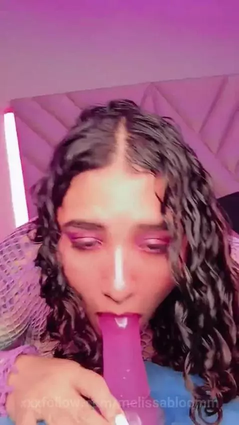 My sweetest side ... and more wet 😍 come see me by melissabloomm