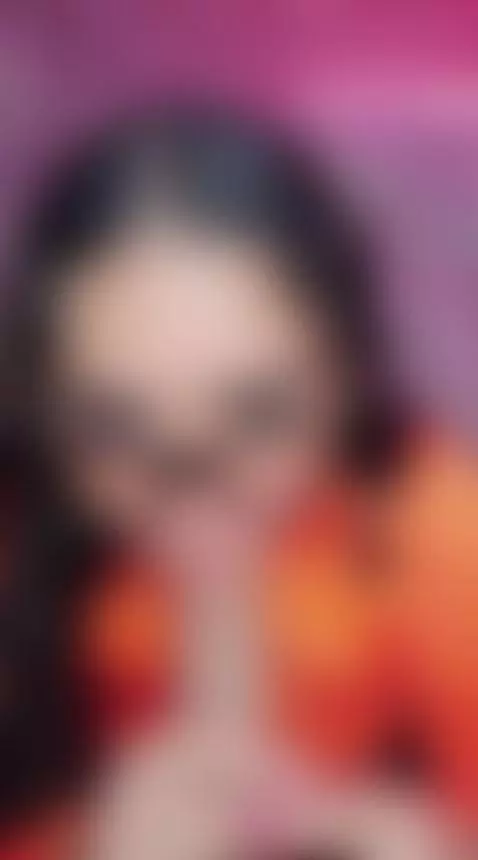 Tonight I can’t control myself with you 😈🔥 by melissabloomm