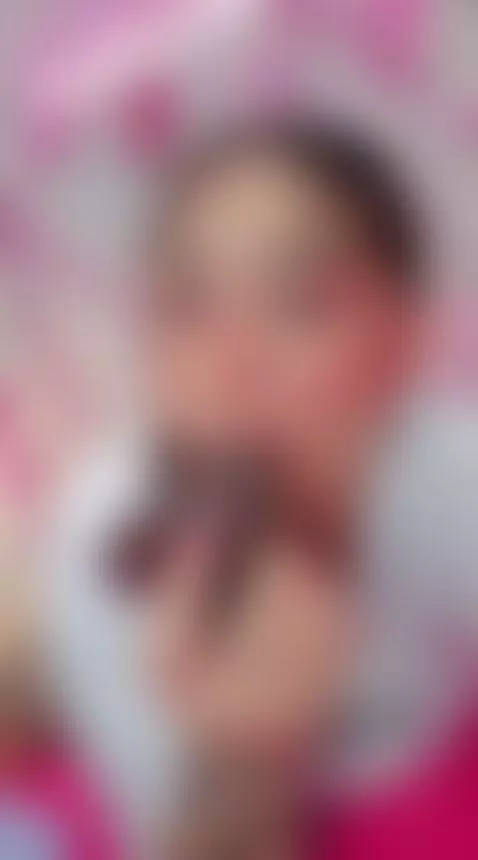 I'm already online, come before I misbehave 😏 by melissabloomm