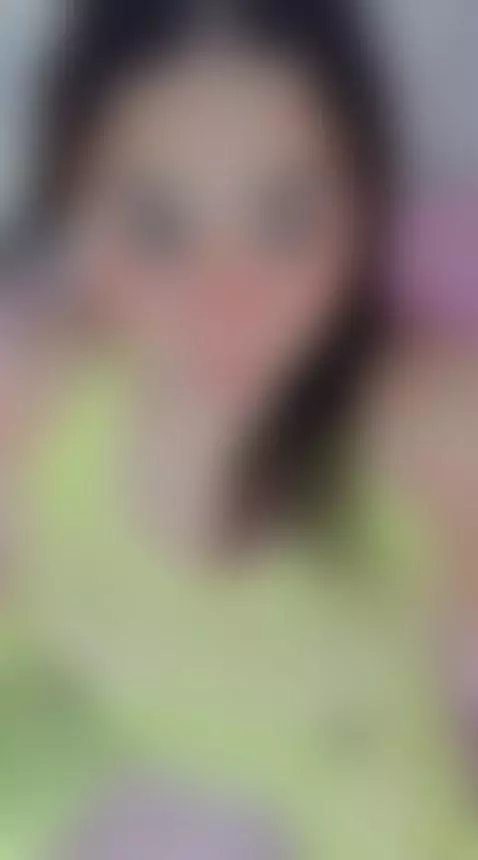 A flirty girl like me deserves filthy fun 💦 by melissabloomm