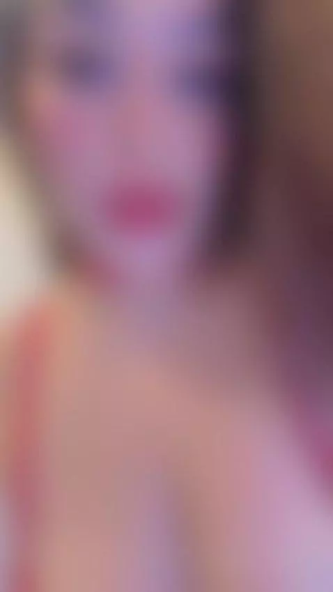 Live & uncensored… come keep me company! 🔥🔞 by melissabloomm