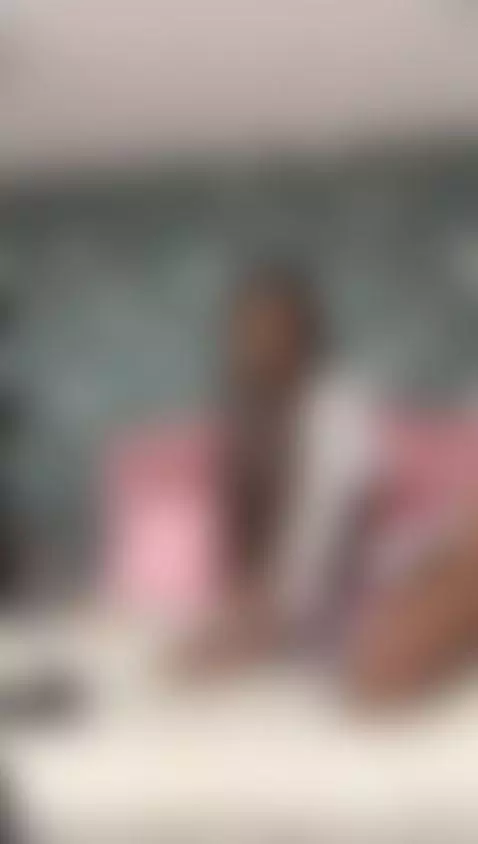 I'm in my room waiting for you to warm me by aishamist