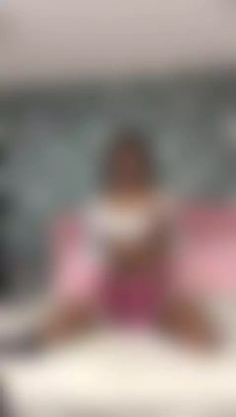 I'm in my room waiting for you to warm me by aishamist