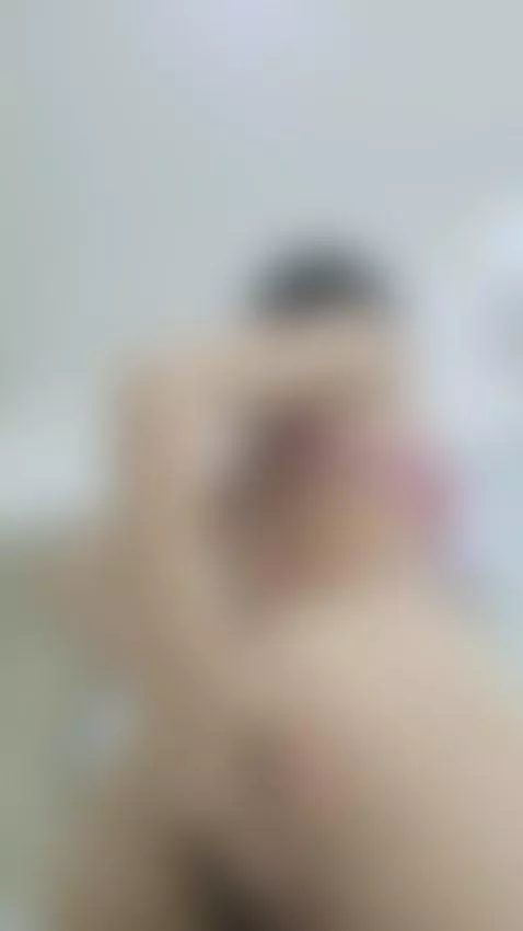 I wait for you in my room eager to play by midnightharpy