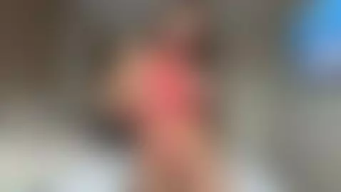 I'm gripping the sheets, click to watch me shake by biancanoir