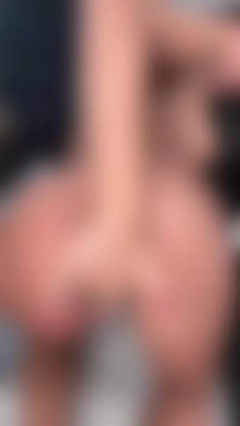 💣 One tap, endless pleasure… OF link in bio! 😏🔥 by biancanoir