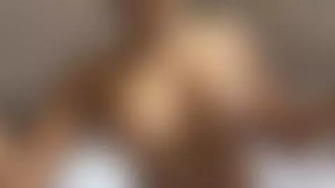 I’m filled to the brim, watch me moan from pleasure by biancanoir