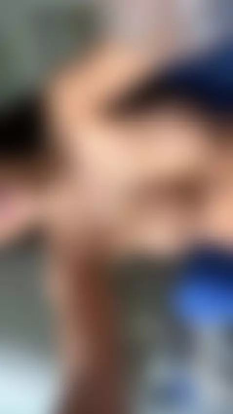 It's pounding so deep, click to watch me lose control by biancanoir