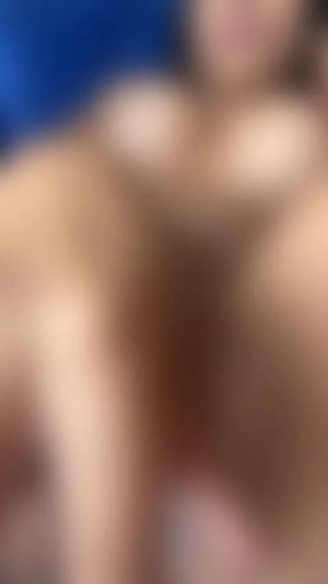 My voice is shaking, click to see what's causing it by biancanoir