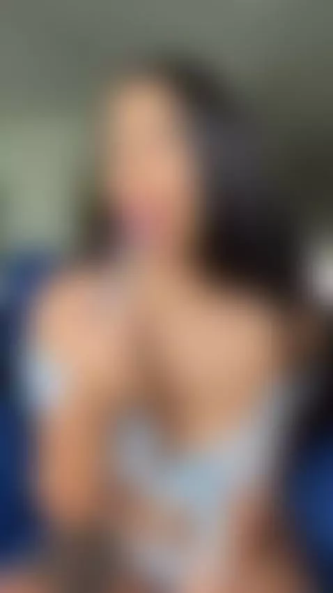 My legs are giving out, click to see why by biancanoir