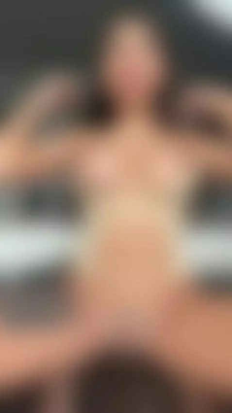 I can't stop squirming, click to see the reason by biancanoir