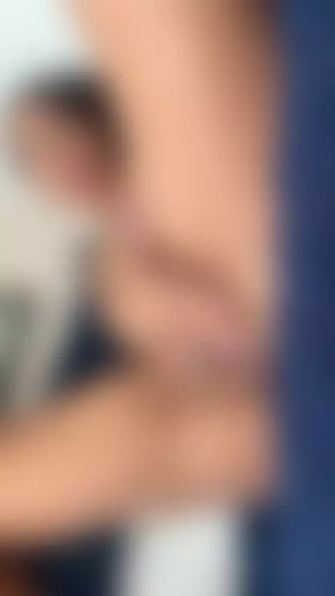 I can barely hold on, click to see if I make it by biancanoir