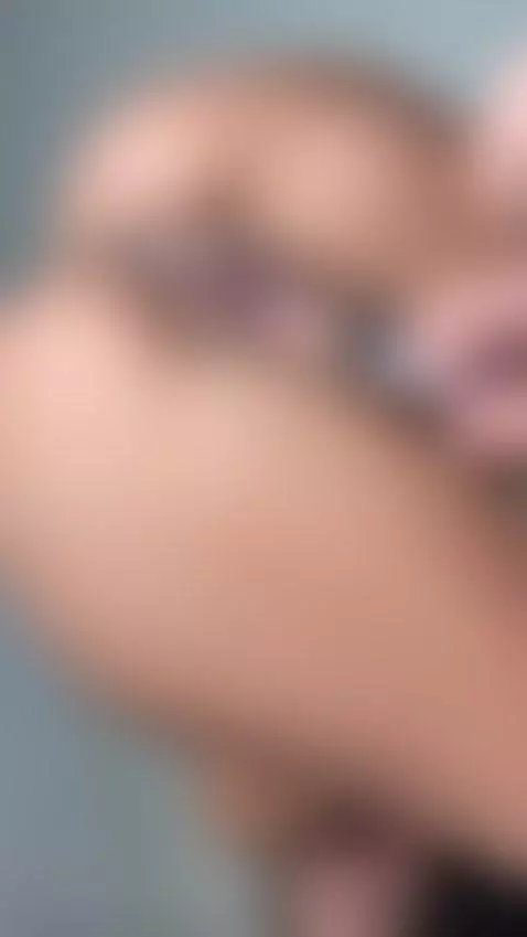 It's filling me completely, click to watch the scene by biancanoir