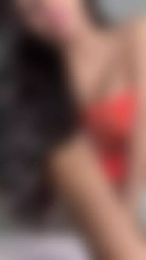 It's pulsing inside me, click to watch it by biancanoir