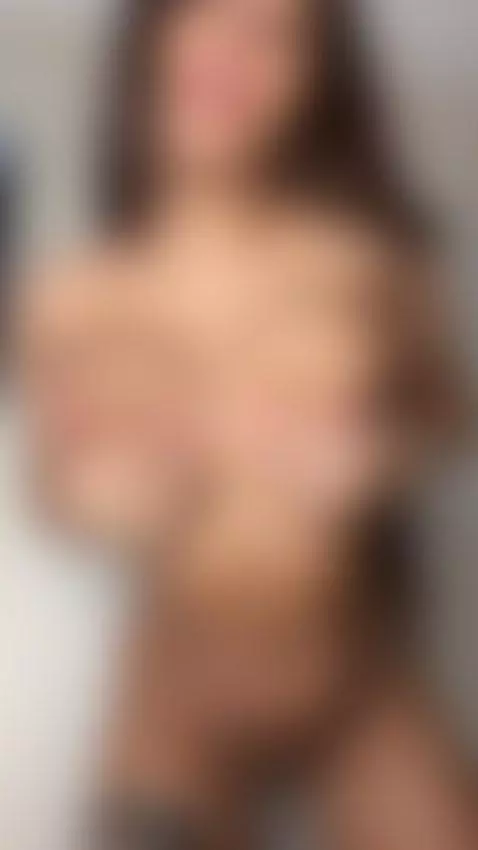 I'm dripping and ready, click to see the ending by biancanoir