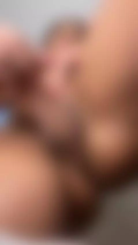 It’s stretching me perfectly, click to see how deep it gets by biancanoir