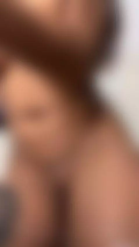 I’m craving every movement, click to see how far I go by biancanoir