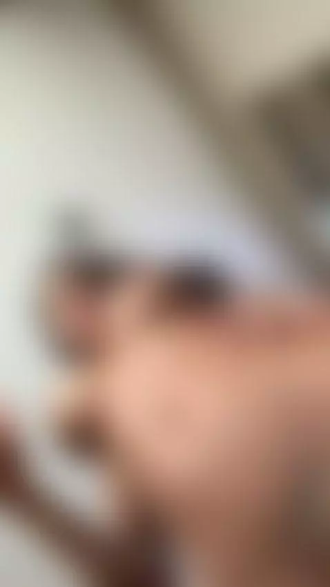 I’m so tight, click to see how it fits by biancanoir