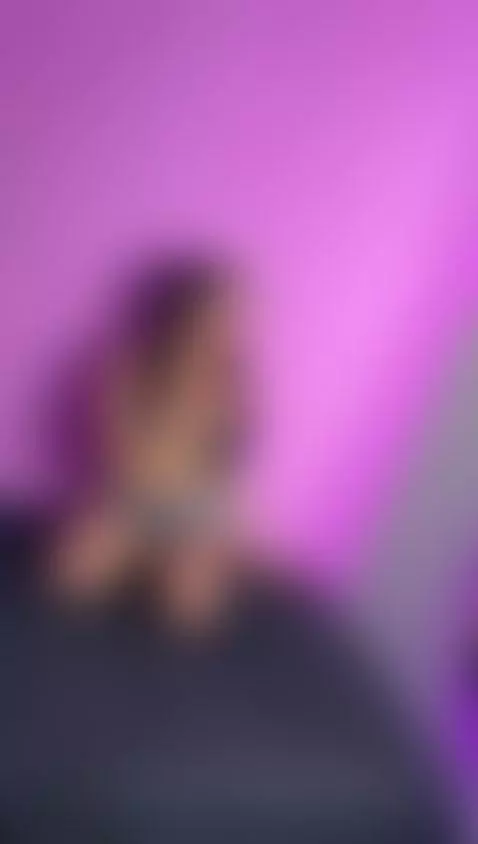 Naugthy petite girl🥵 by susyjones