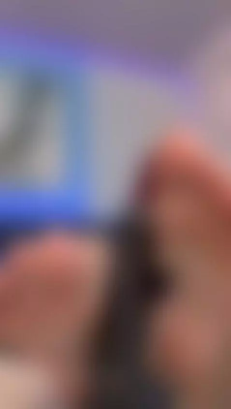 Te gustanmis pies en tu polla? by naomyrey